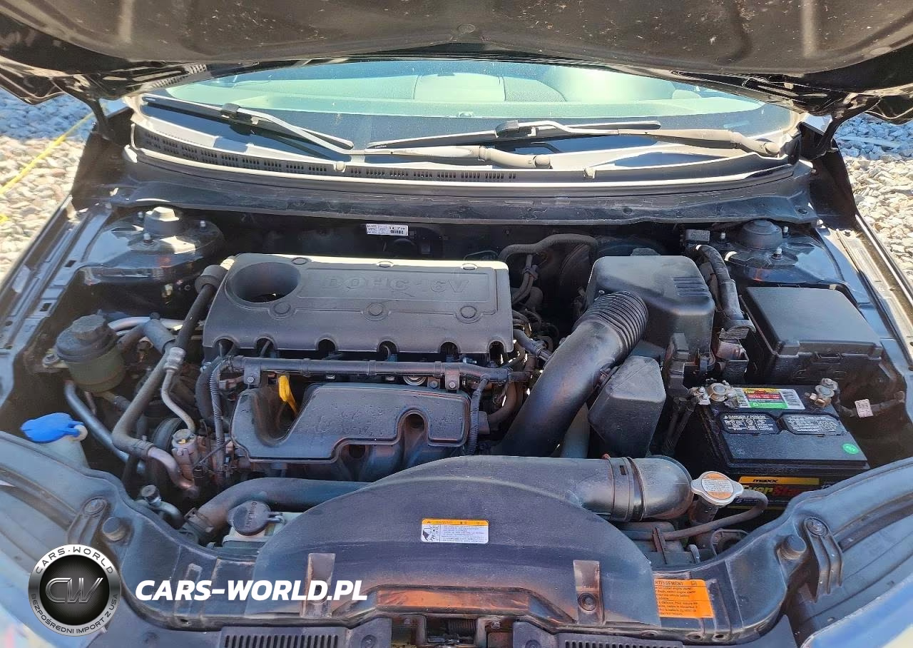 2010 Kia Forte Sx VIN:KNAFW6A3XA5140790 - 11