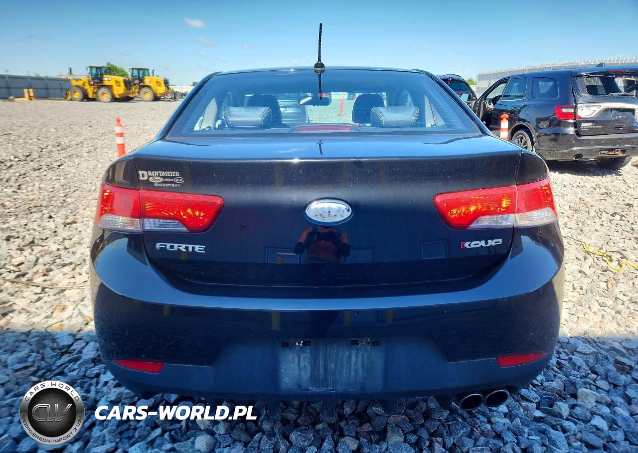 2010 Kia Forte Sx VIN:KNAFW6A3XA5140790 - 6