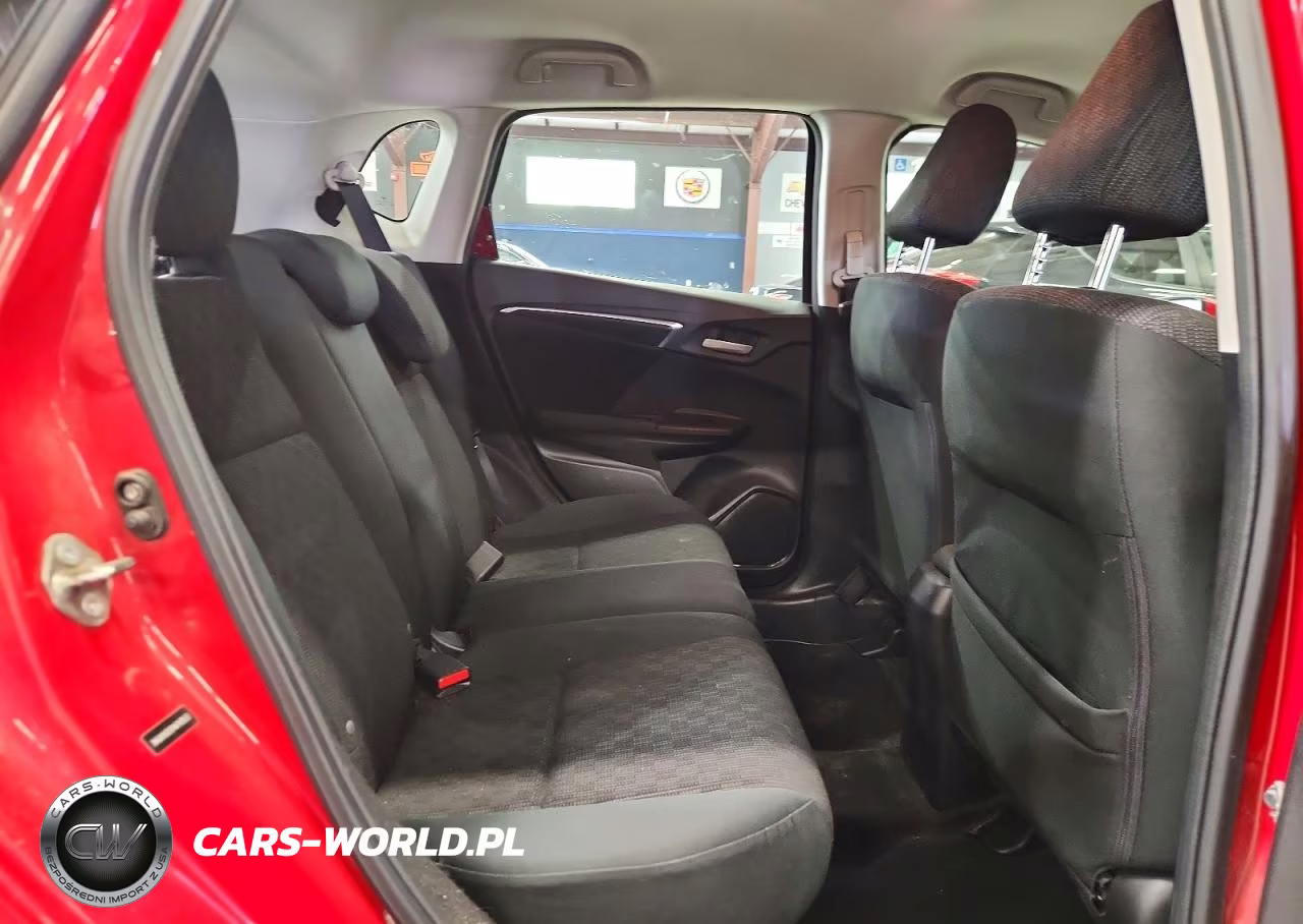 2015 Honda Fit Lx VIN:3HGGK5G53FM763533 - 10