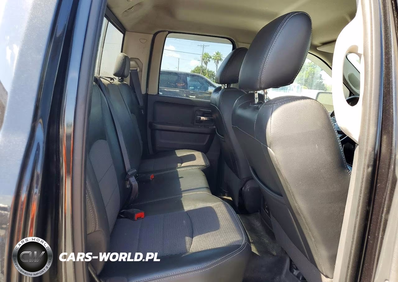 2010 Dodge Ram 1500 VIN:1D7RV1GT3AS207301 - 10
