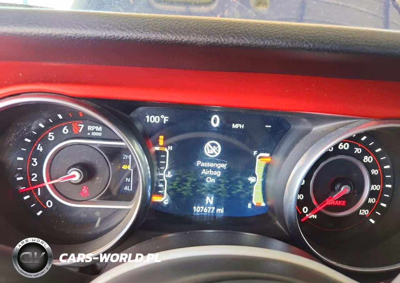 2018 Jeep Wrangler Unlimited Rubicon VIN:1C4HJXFG9JW192112 - 9