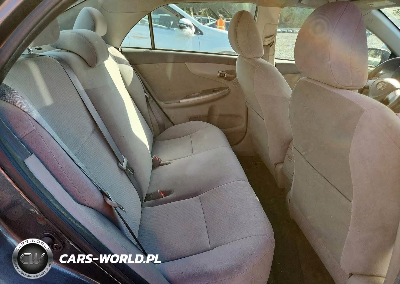 2010 Toyota Corolla Le VIN:JTDBU4EE1AJ058560 - 10