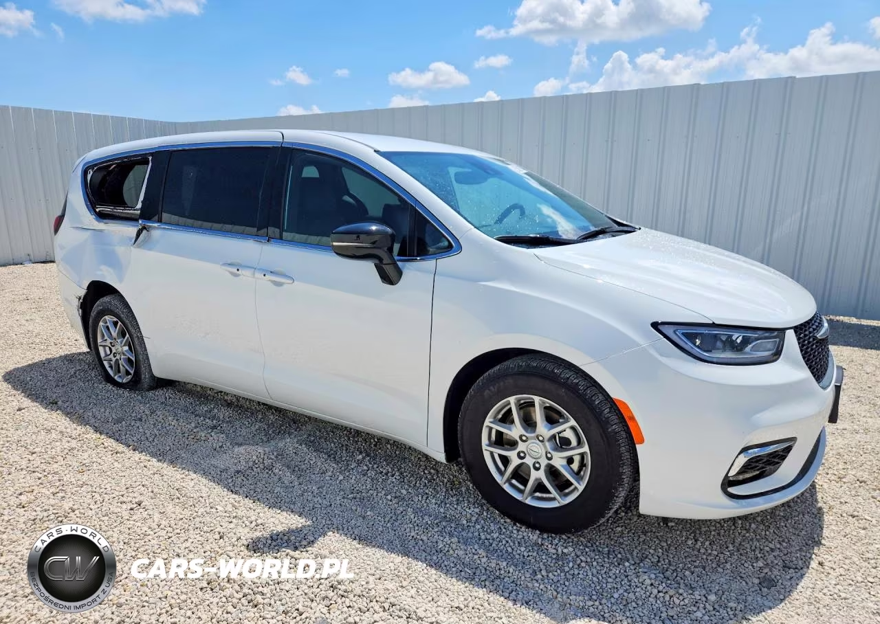 2026 Chrysler Pacifica Select VIN:2C4RC1BG9TR273222 - 4