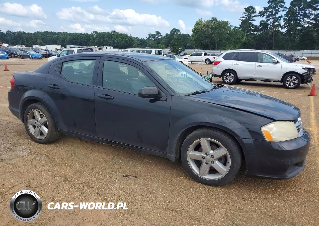 2011 Dodge Avenger VIN:1B3BD2FG6BN574736 - 4