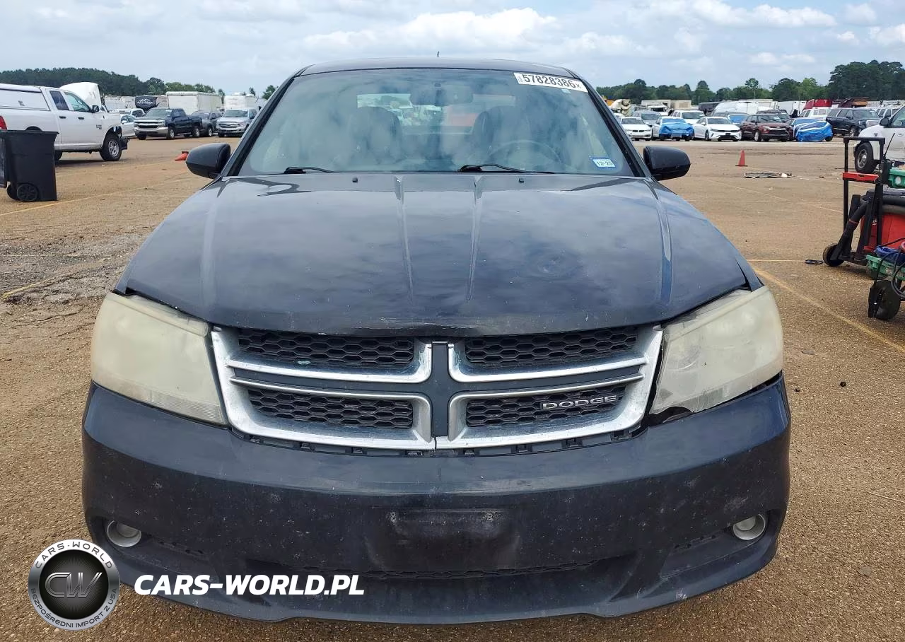 2011 Dodge Avenger VIN:1B3BD2FG6BN574736 - 5