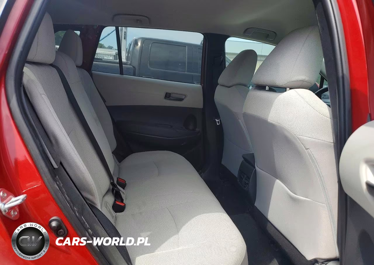 2022 Toyota Corolla Cross Le VIN:7MUCAABG9NV005511 - 11