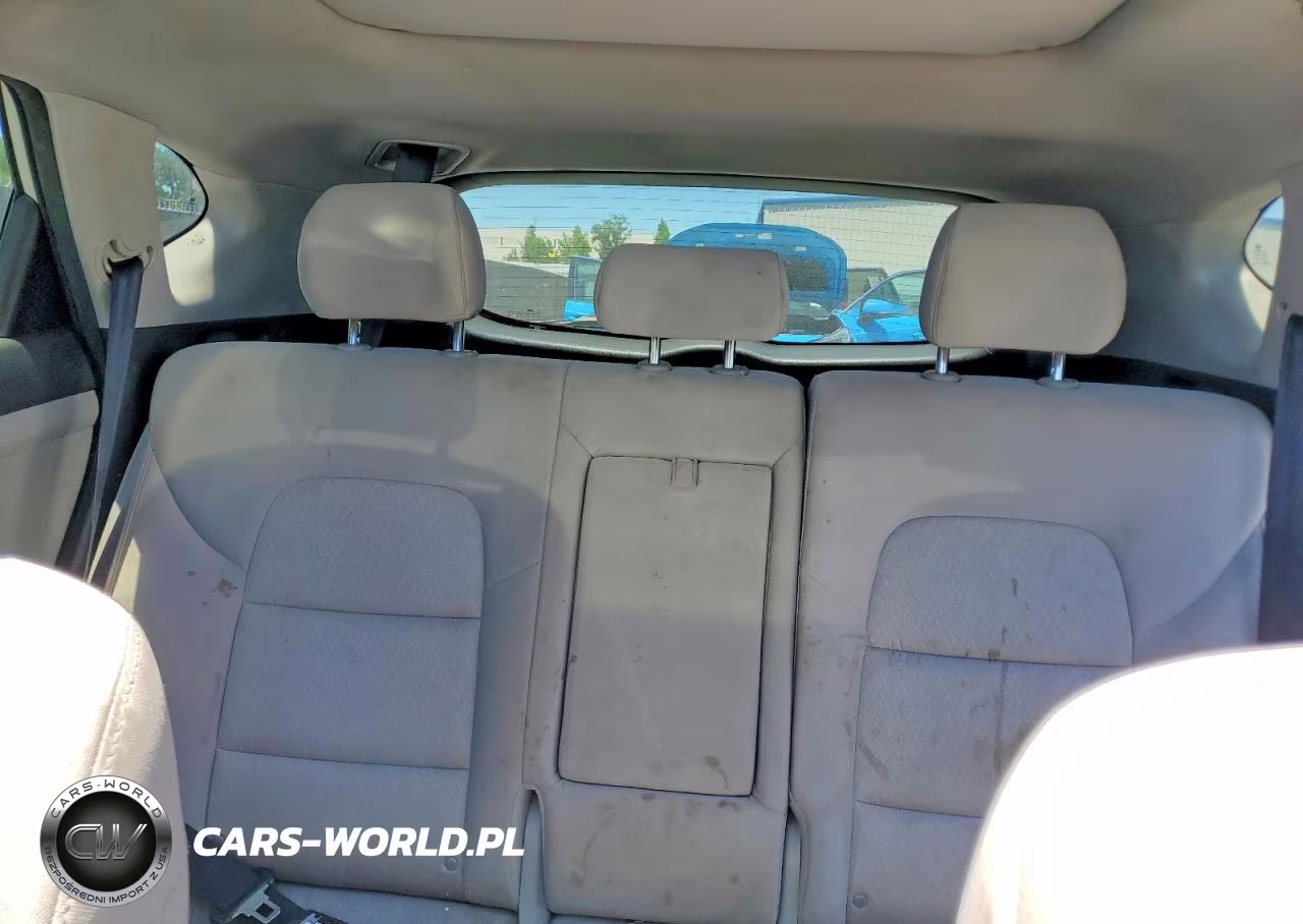 2018 Hyundai Tucson Value VIN:KM8J3CA24JU688765 - 10