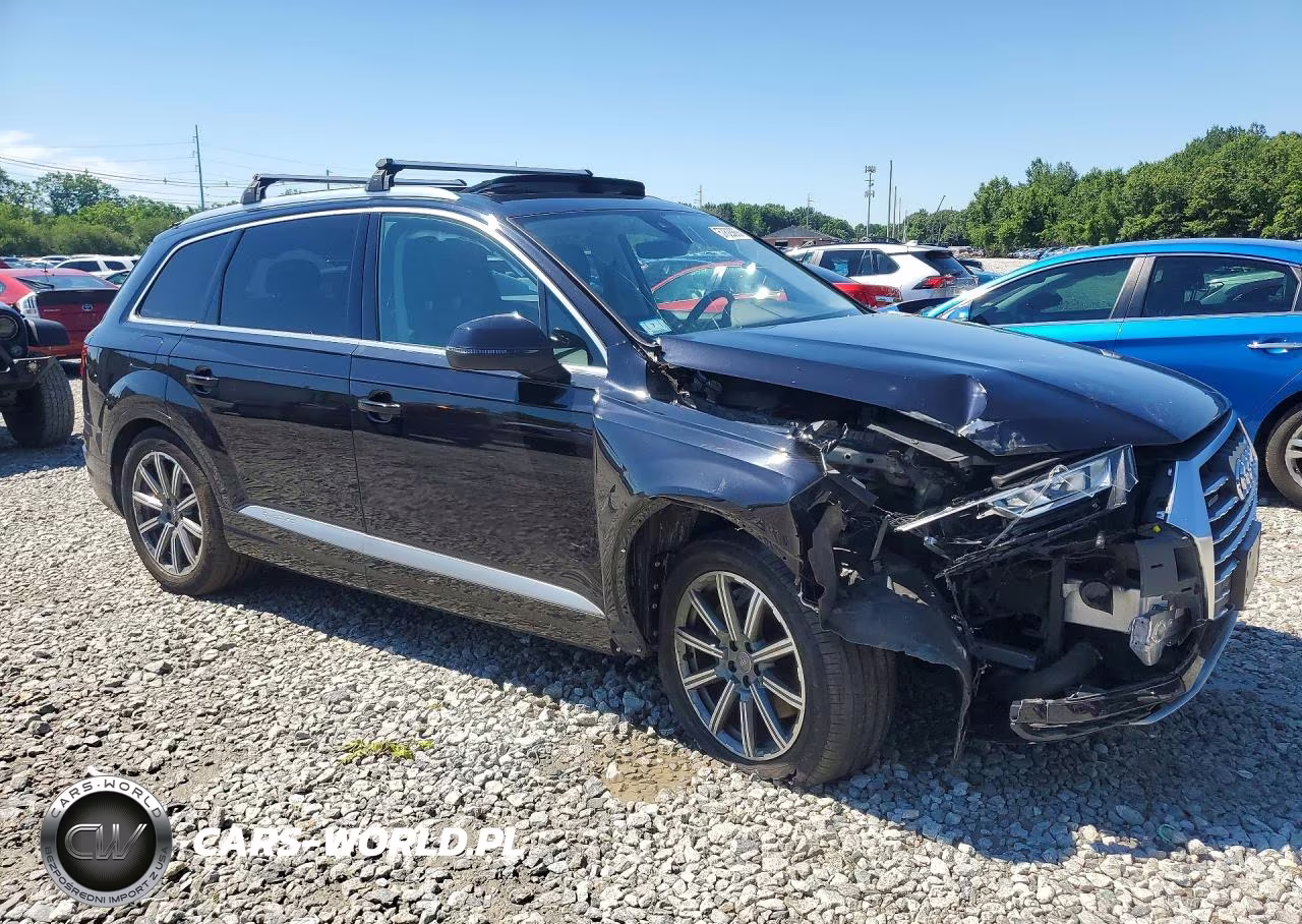 2019 Audi Q7 Premium Plus VIN:WA1LHAF76KD018749 - 4