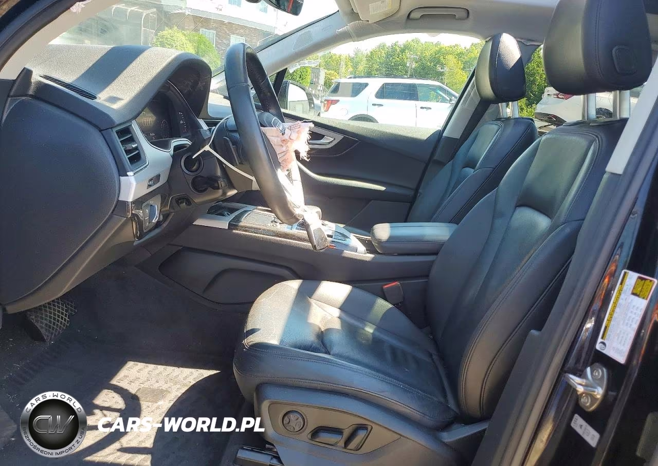 2019 Audi Q7 Premium Plus VIN:WA1LHAF76KD018749 - 7