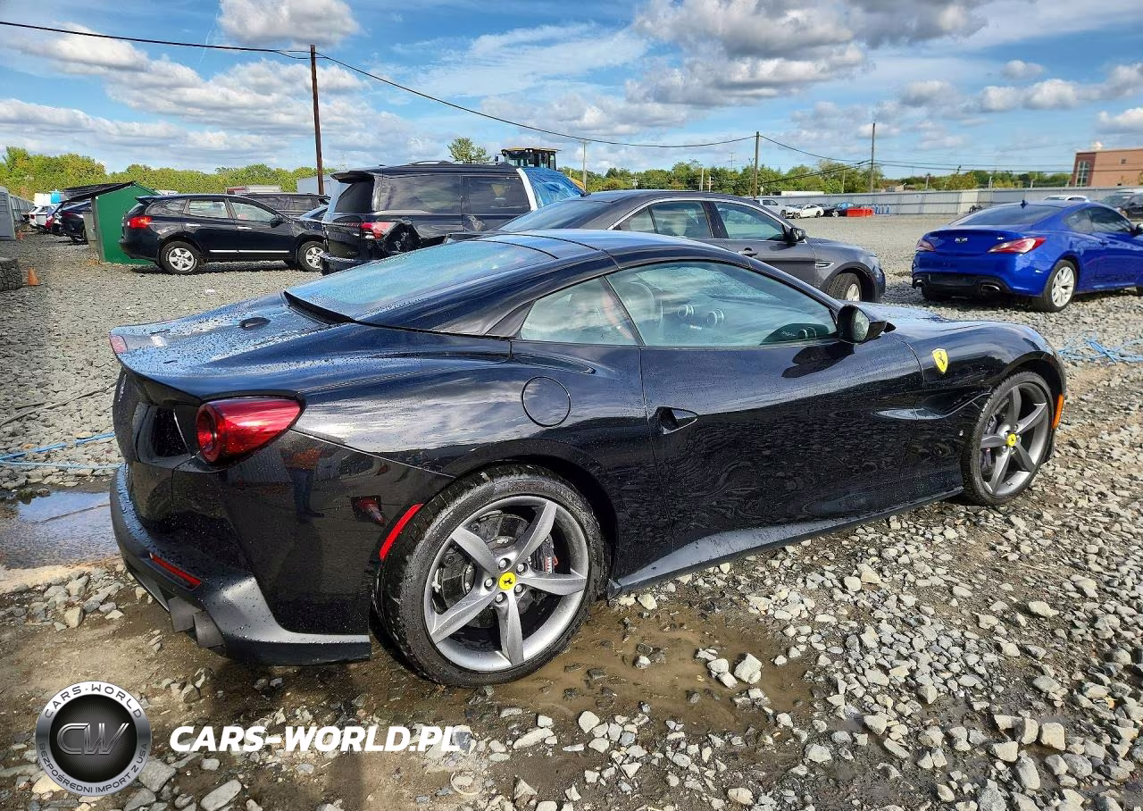 2019 Ferrari Portofino VIN:ZFF89FPA7K0242010 - 3