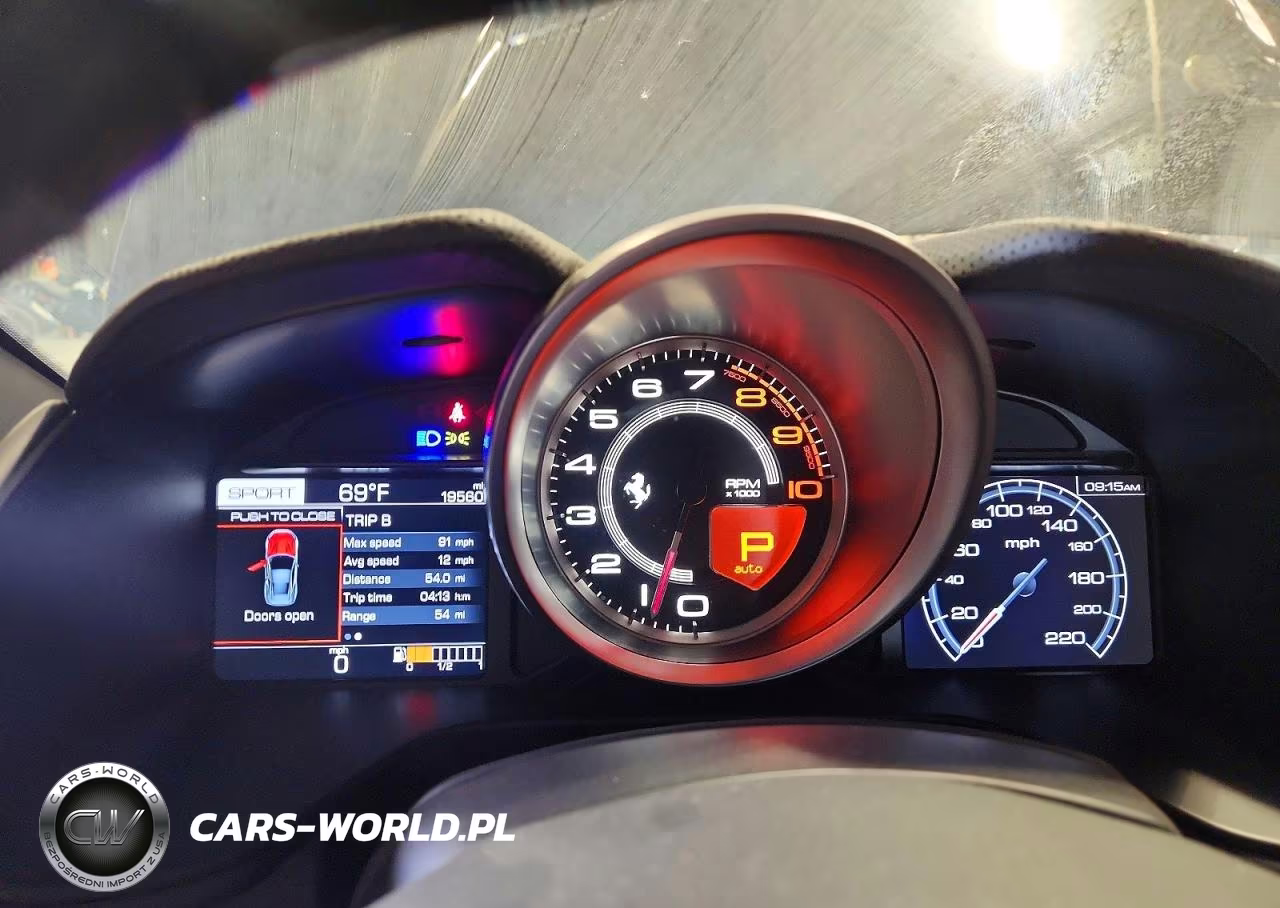 2019 Ferrari Portofino VIN:ZFF89FPA7K0242010 - 9
