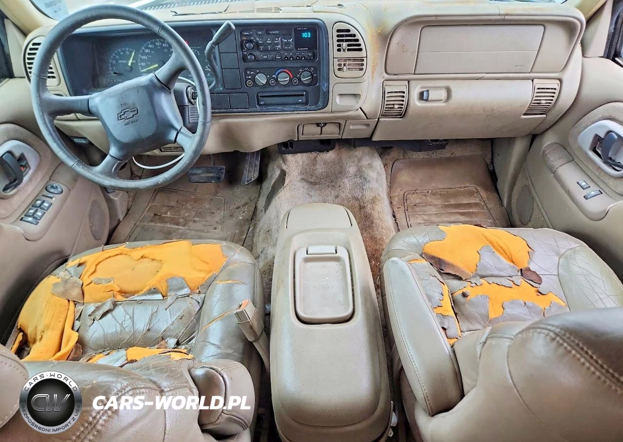 1999 Chevrolet Tahoe C1500 VIN:1GNEC13R5XR150115 - 8