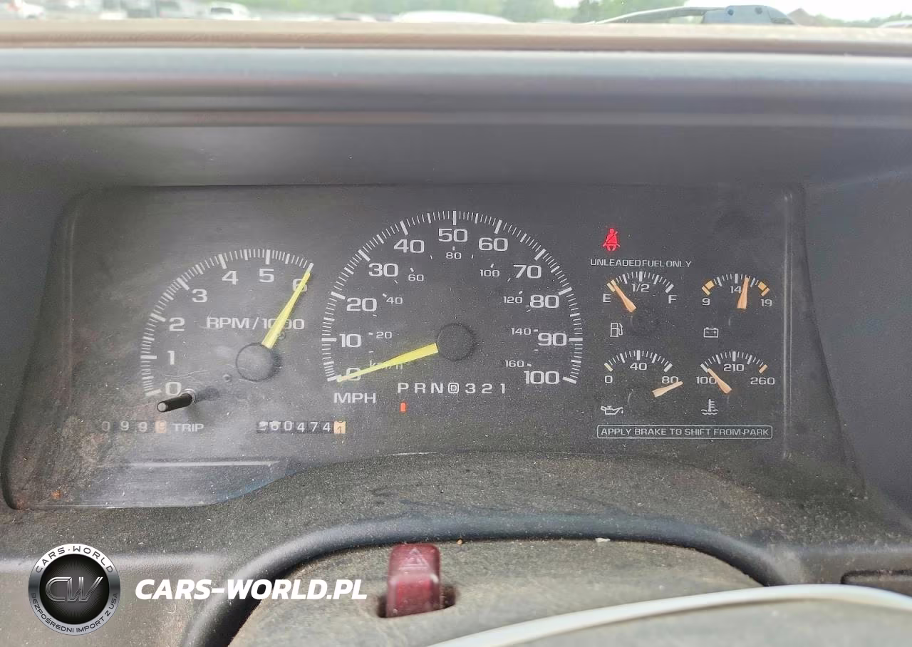1999 Chevrolet Tahoe C1500 VIN:1GNEC13R5XR150115 - 9