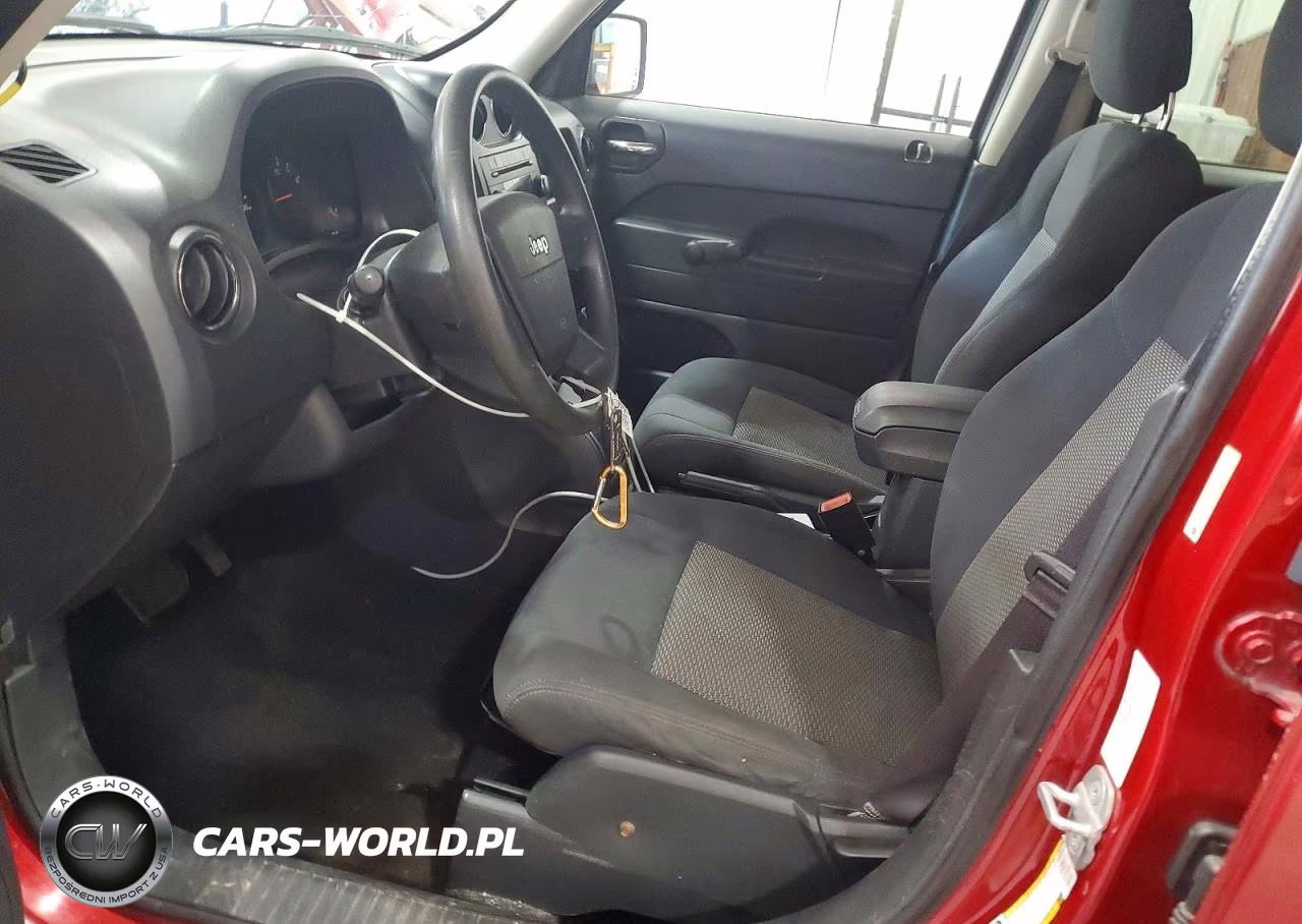 2010 Jeep Patriot Sport VIN:1J4NF1GB0AD622944 - 7
