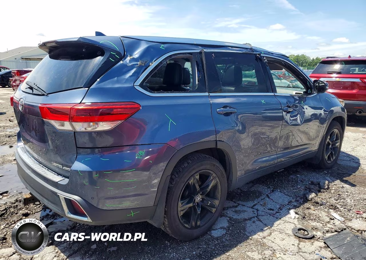 2018 Toyota Highlander Limited VIN:5TDDZRFH0JS814107 - 3