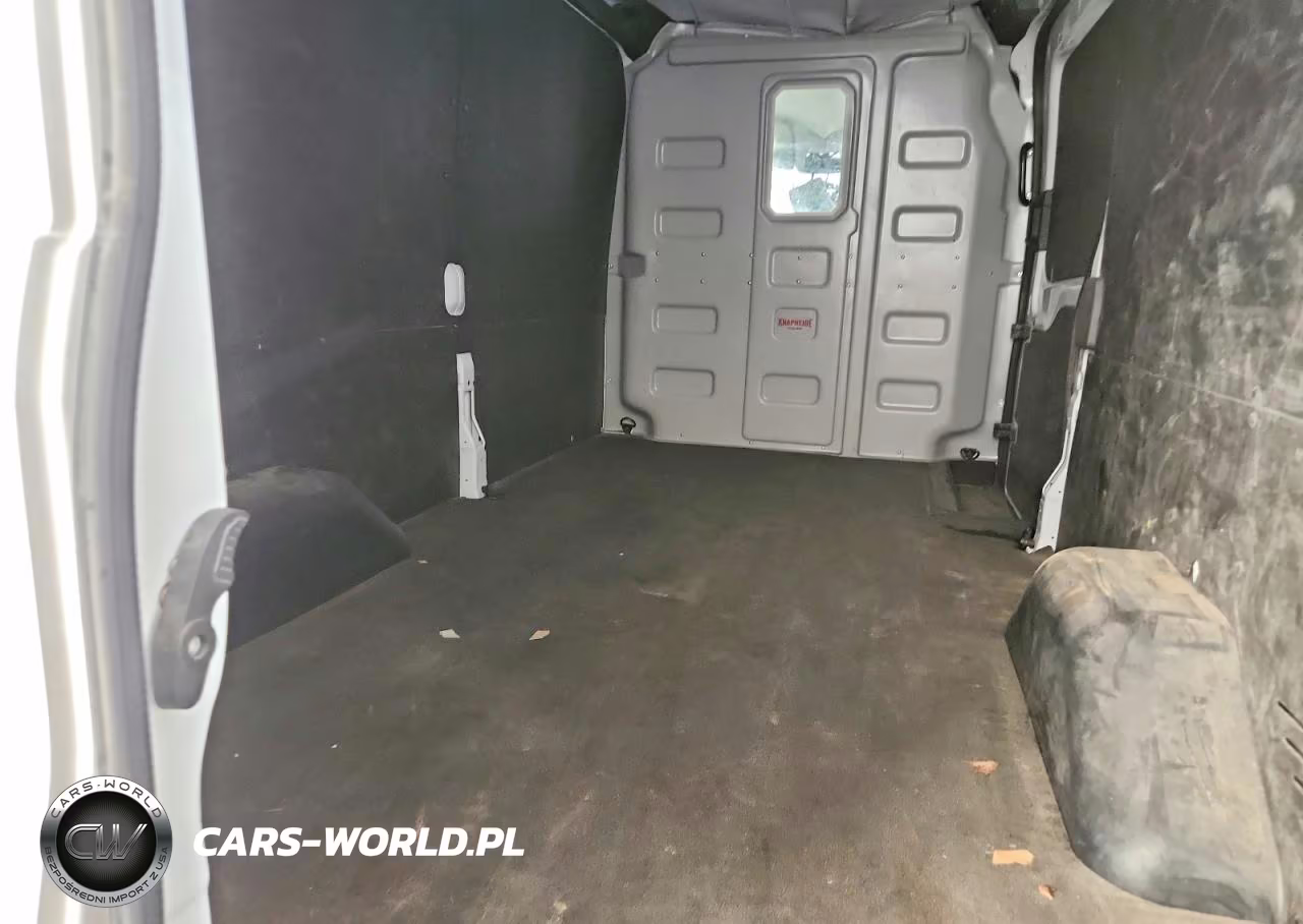 2025 Ford Transit T-250 VIN:1FTBR1C85SKB18560 - 10