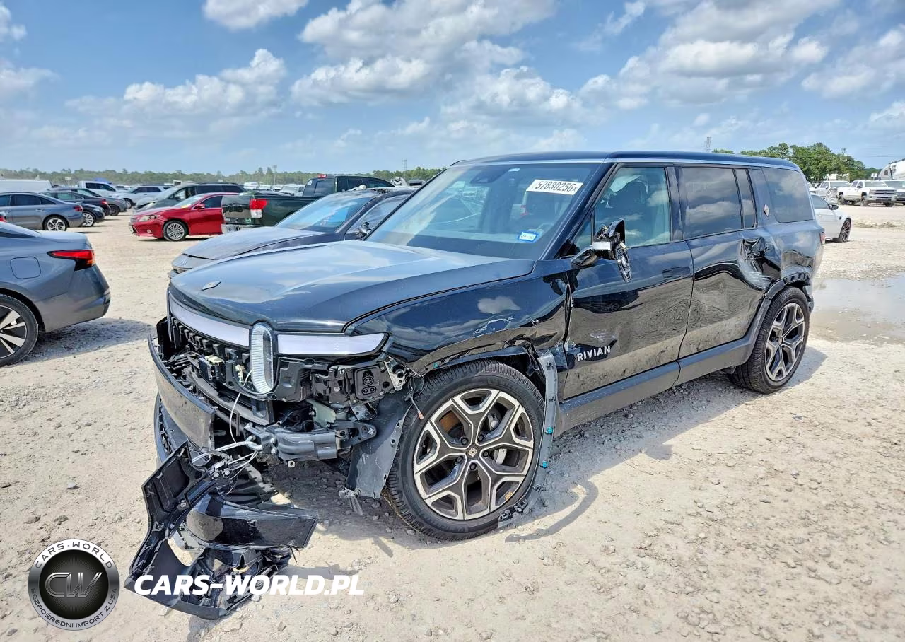 2024 Rivian R1S Adventure