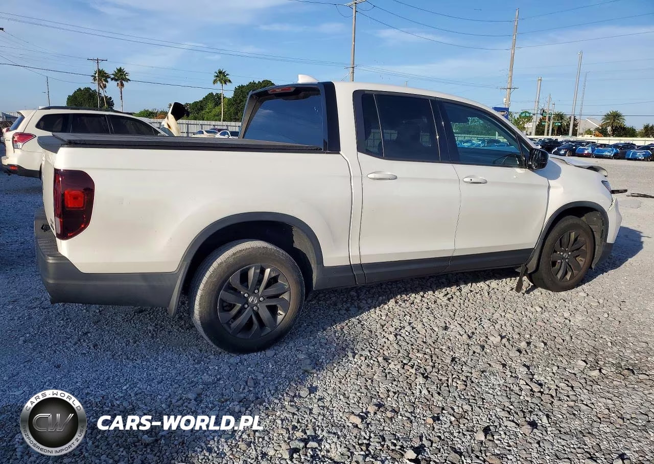 2021 Honda Ridgeline Sport VIN:5FPYK3F14MB014450 - 3