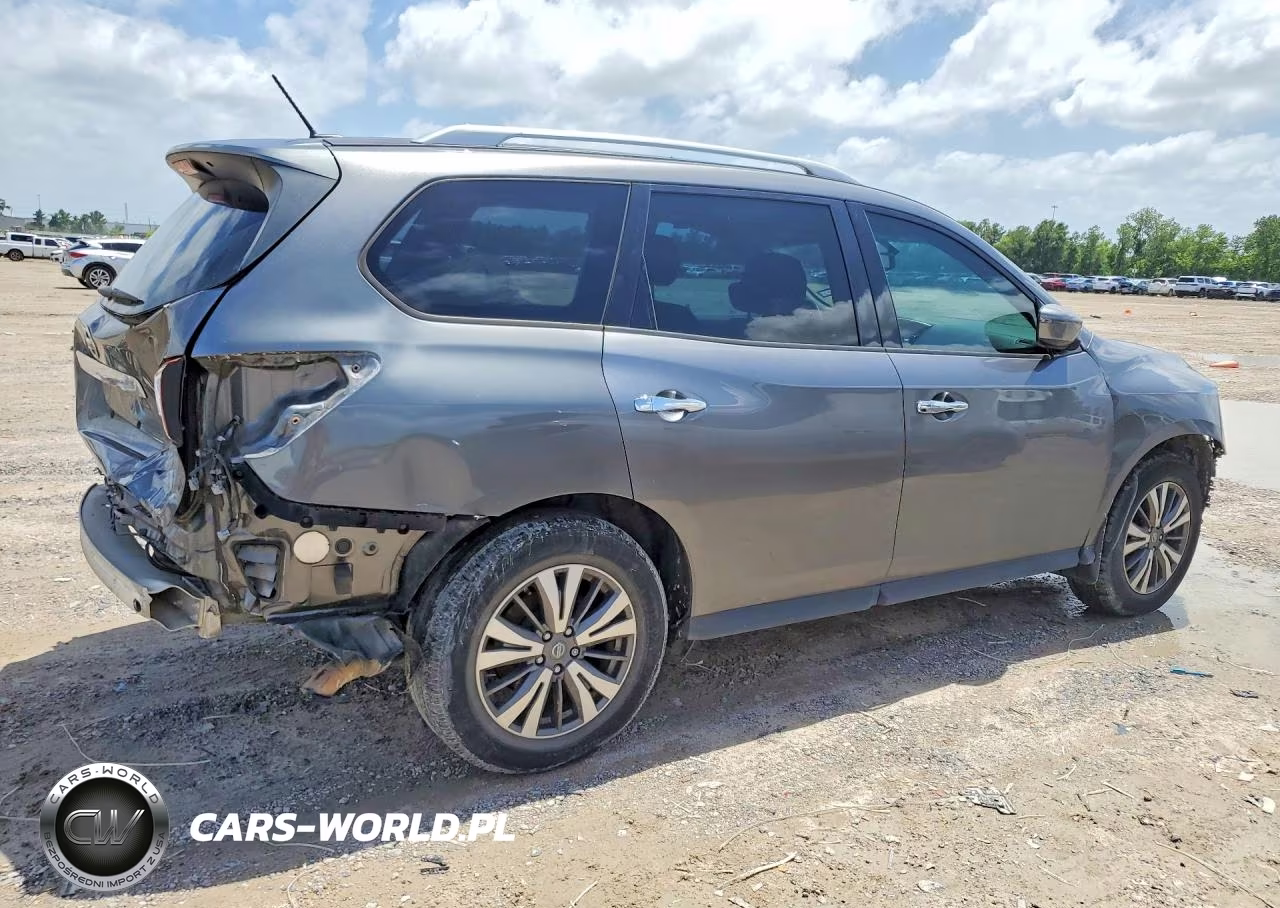 2017 Nissan Pathfinder S VIN:5N1DR2MNXHC680746 - 3
