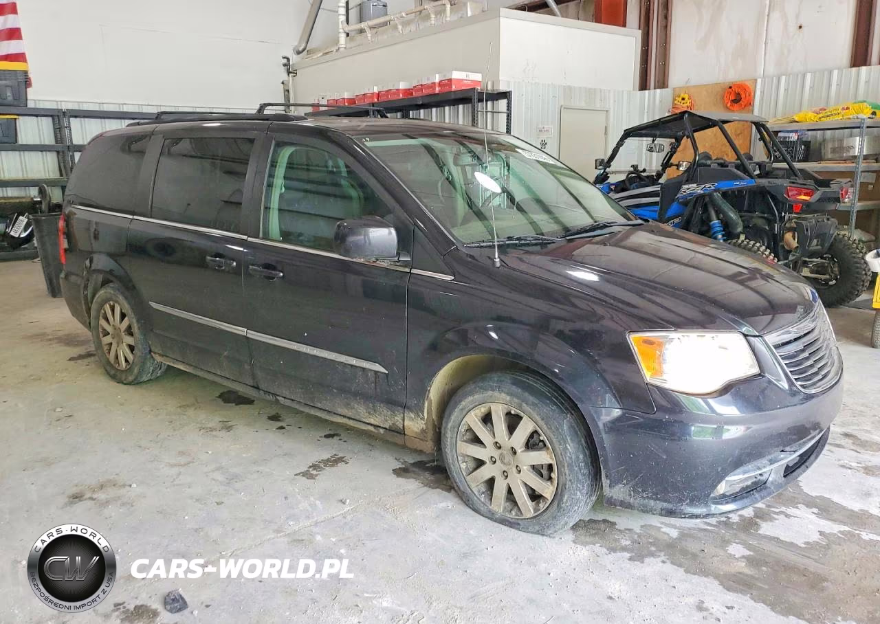 2016 Chrysler Town & Country S VIN:2C4RC1BG9GR298739 - 4