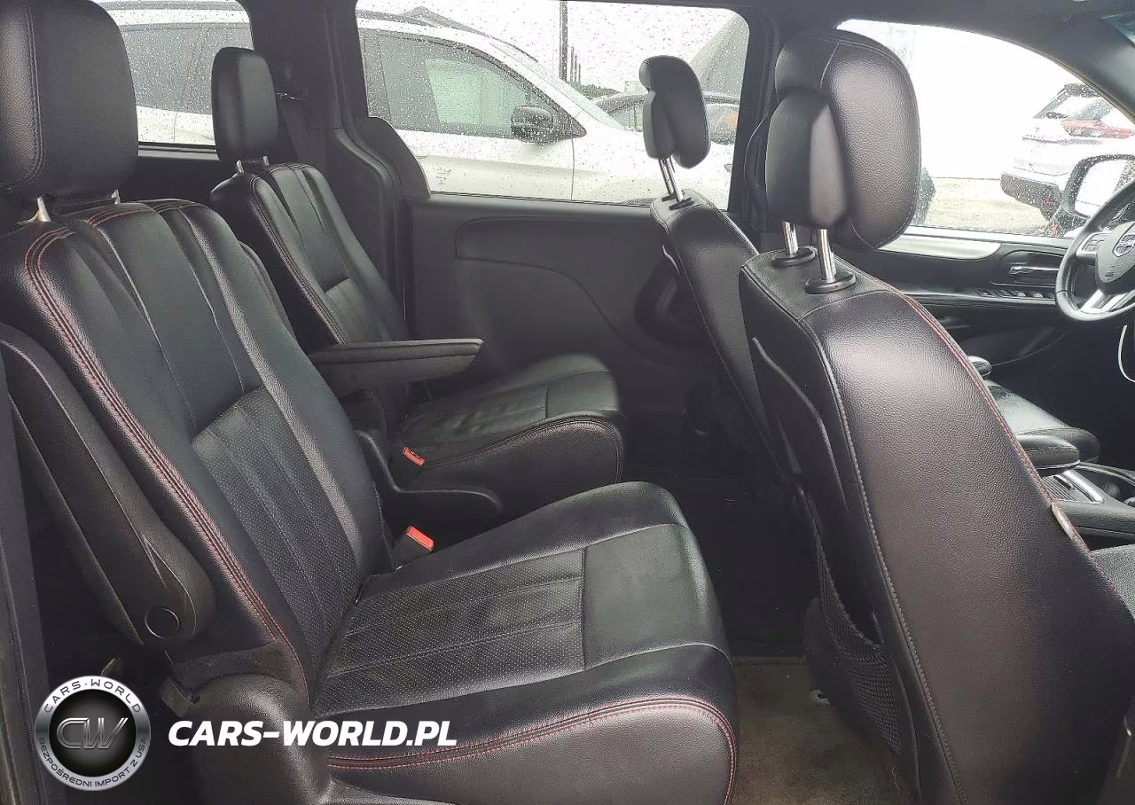2015 Dodge Grand Caravan R-T VIN:2C4RDGEG7FR667074 - 11