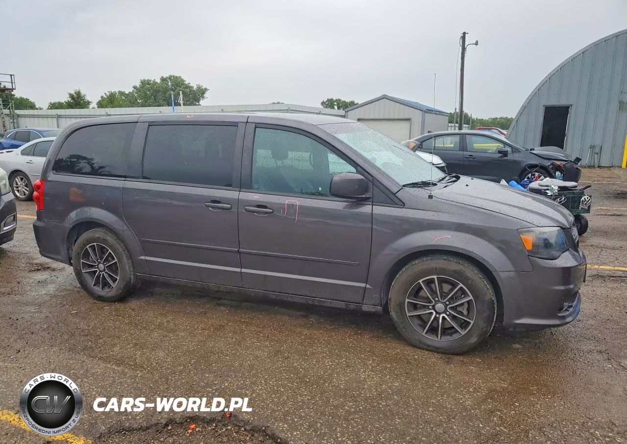 2015 Dodge Grand Caravan R-T VIN:2C4RDGEG7FR667074 - 4