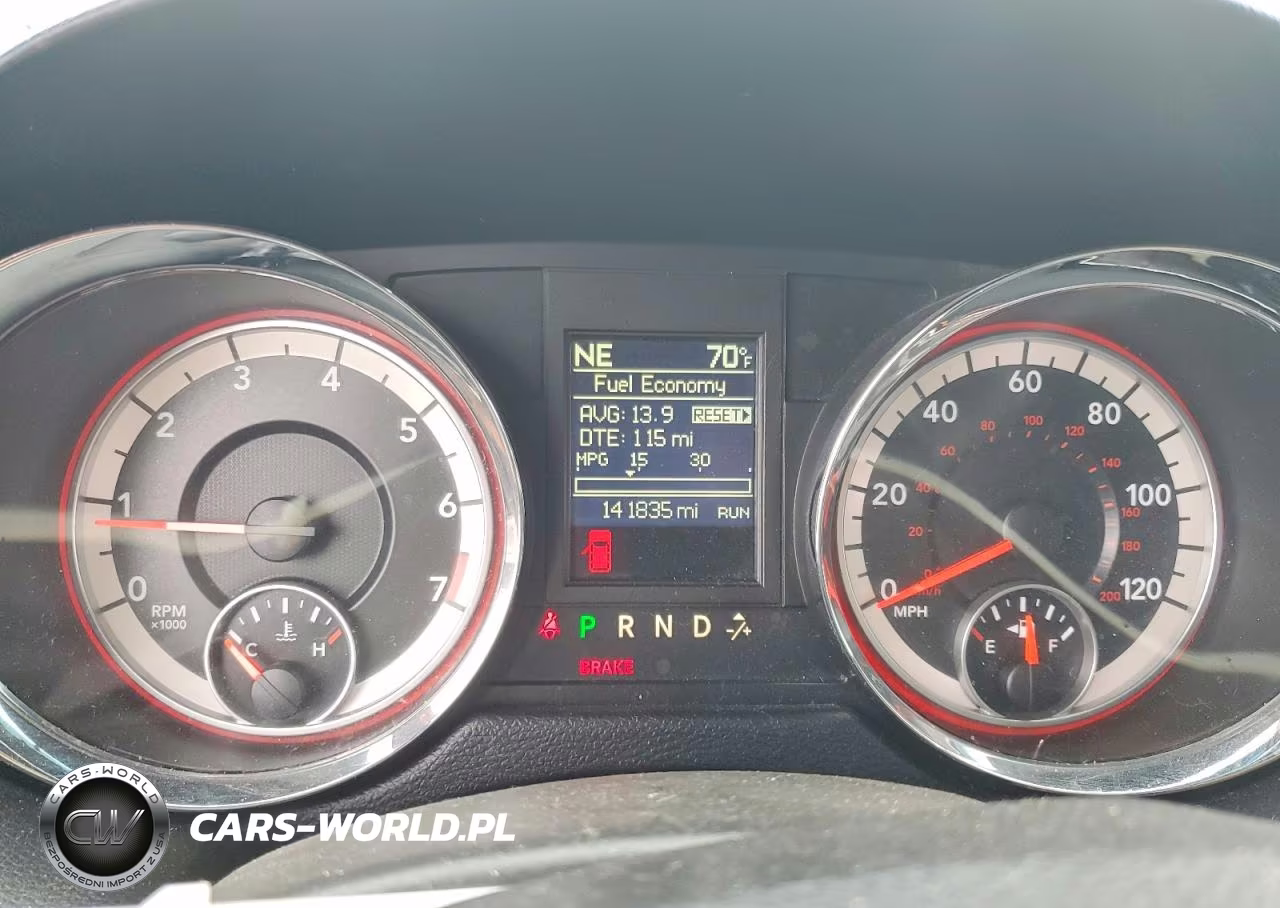2015 Dodge Grand Caravan R-T VIN:2C4RDGEG7FR667074 - 9