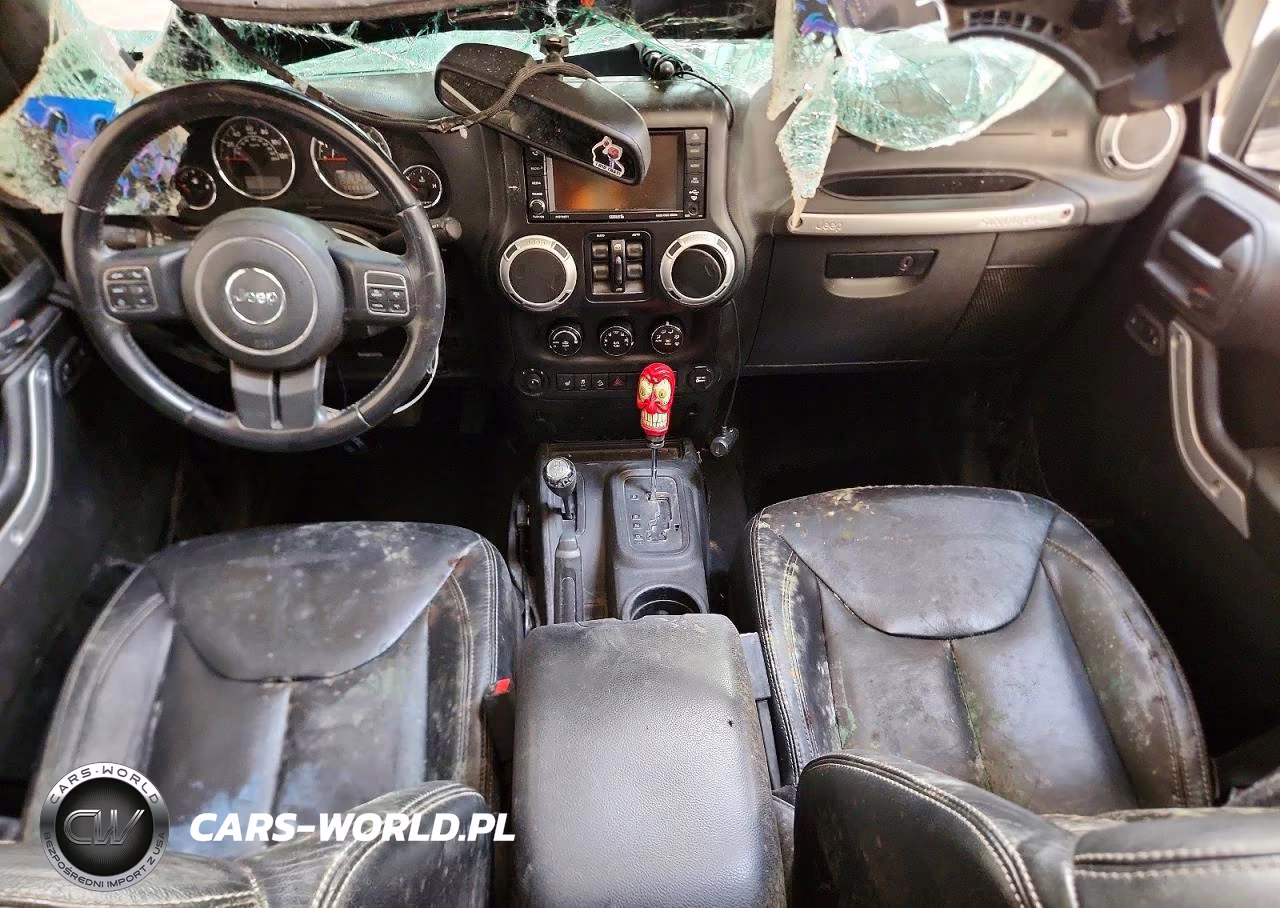 2014 Jeep Wrangler Unlimited Sahara VIN:1C4BJWEG4EL130240 - 8