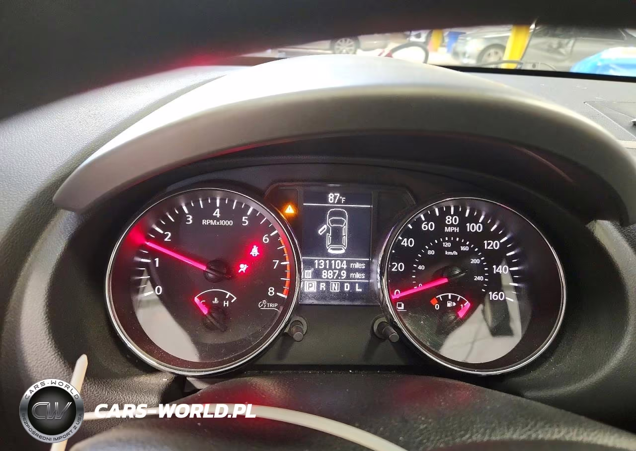 2011 Nissan Rogue S VIN:JN8AS5MV6BW670934 - 9