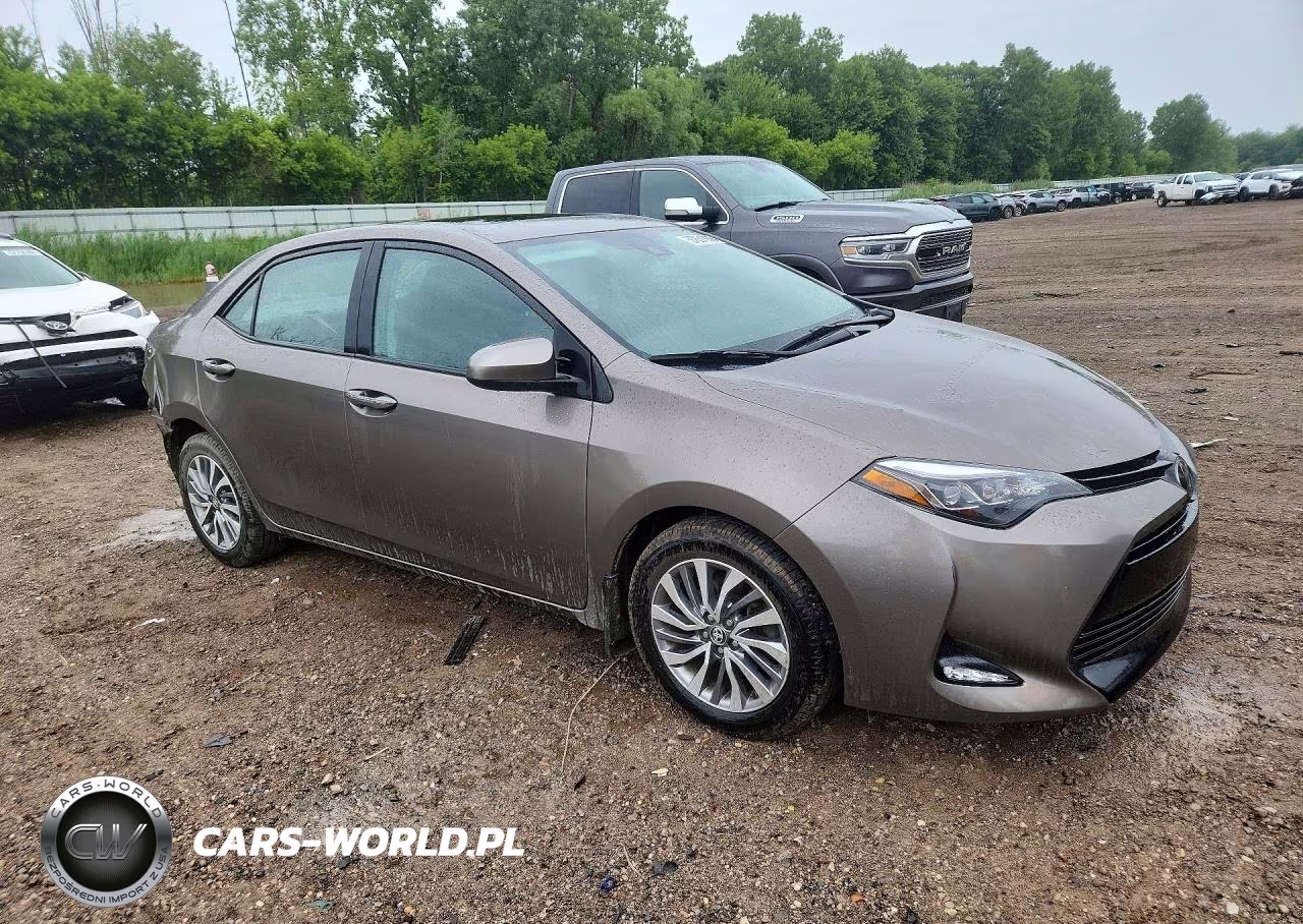 2018 Toyota Corolla VIN:2T1BURHE9JC078592 - 4