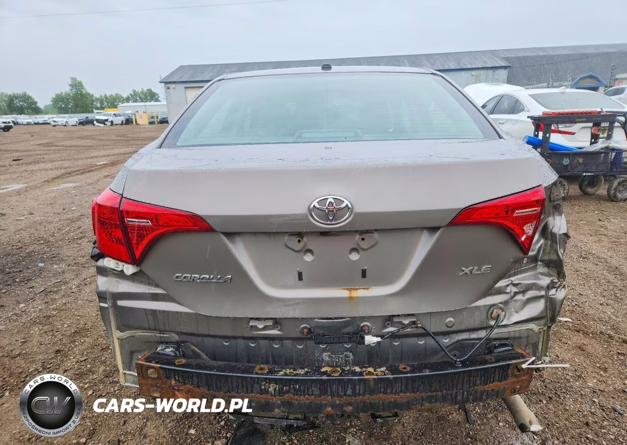 2018 Toyota Corolla VIN:2T1BURHE9JC078592 - 6
