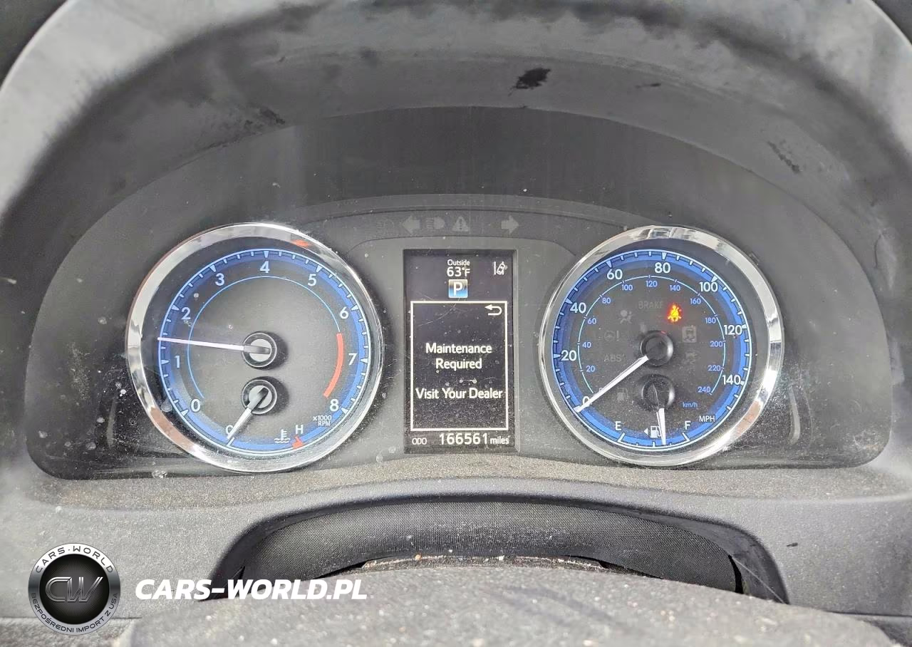 2018 Toyota Corolla VIN:2T1BURHE9JC078592 - 9