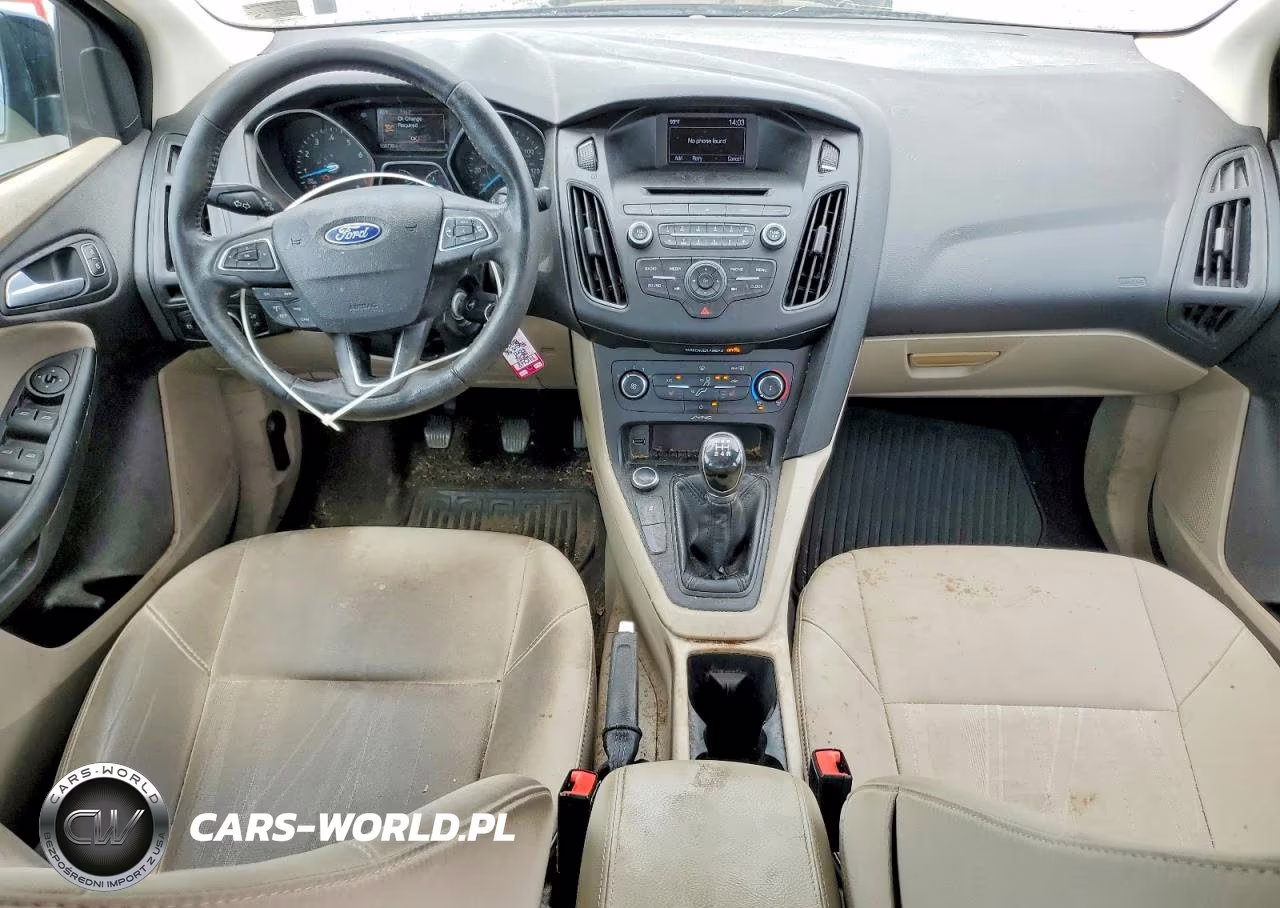2016 Ford Focus Se VIN:1FADP3F25GL377106 - 6