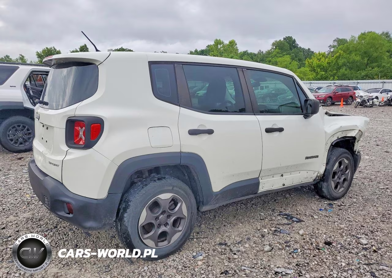 2015 Jeep Renegade Sport VIN:ZACCJBAT6FPC32359 - 3