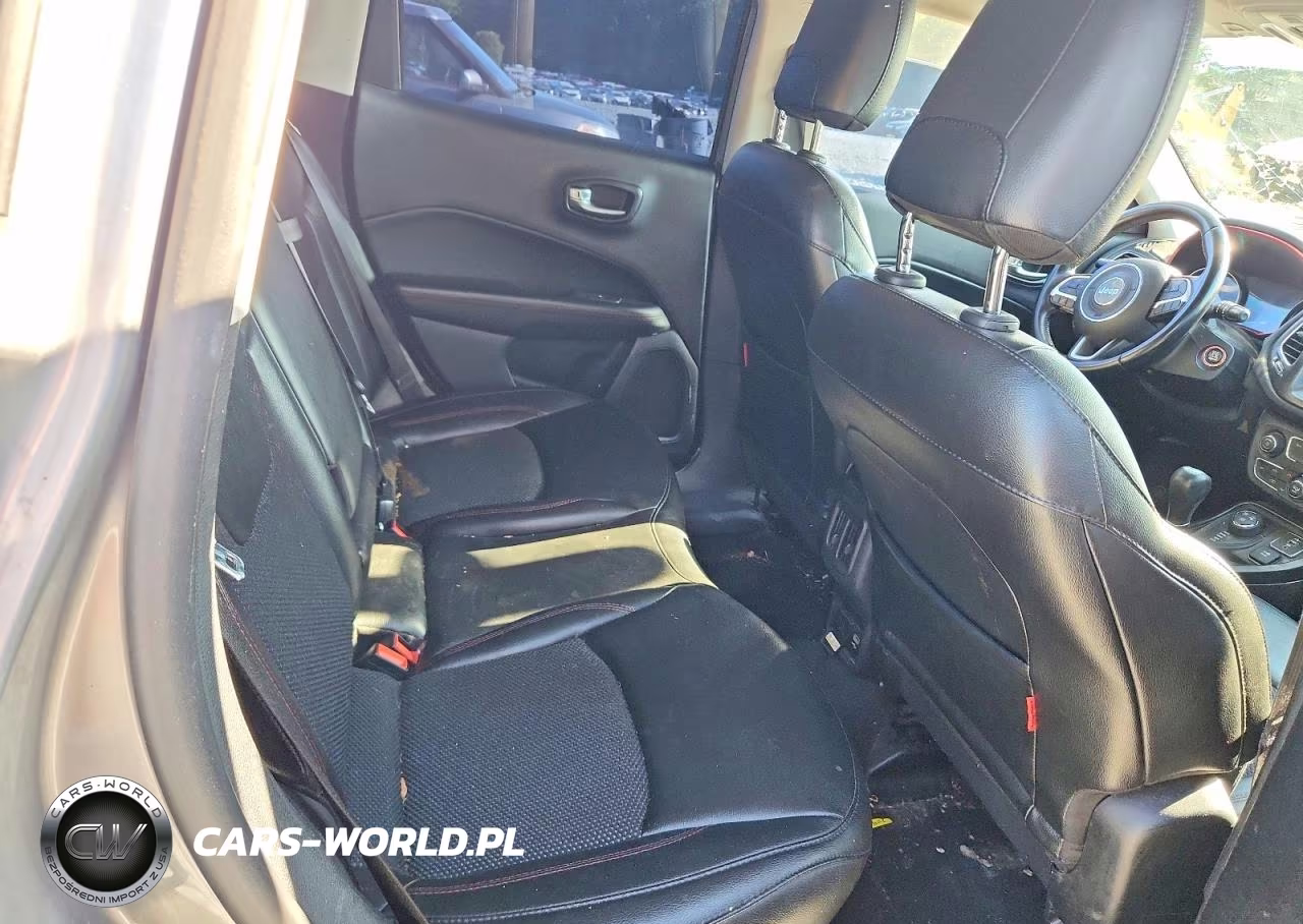 2020 Jeep Compass Trailhawk VIN:3C4NJDDB9LT221397 - 10