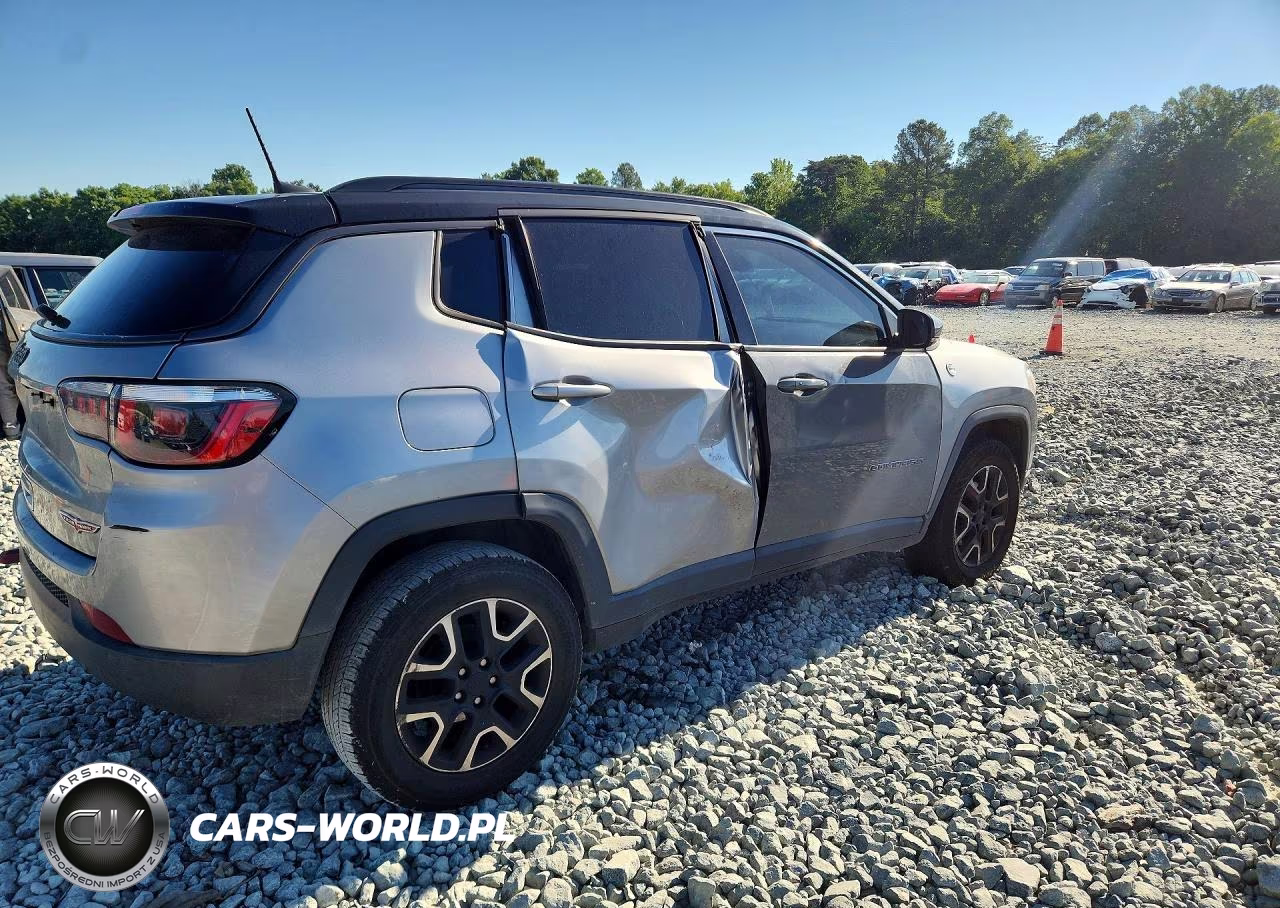 2020 Jeep Compass Trailhawk VIN:3C4NJDDB9LT221397 - 3