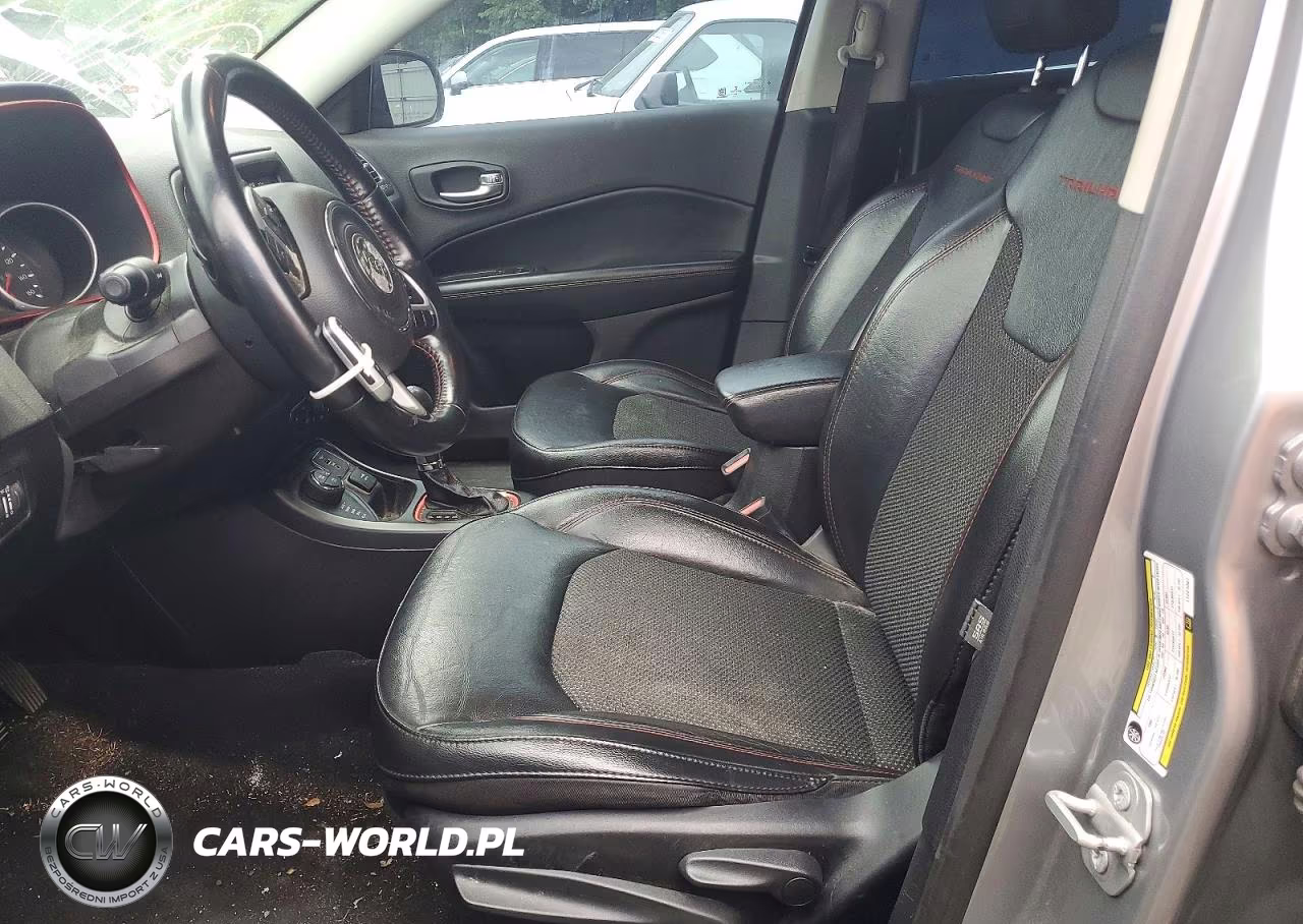 2020 Jeep Compass Trailhawk VIN:3C4NJDDB9LT221397 - 7