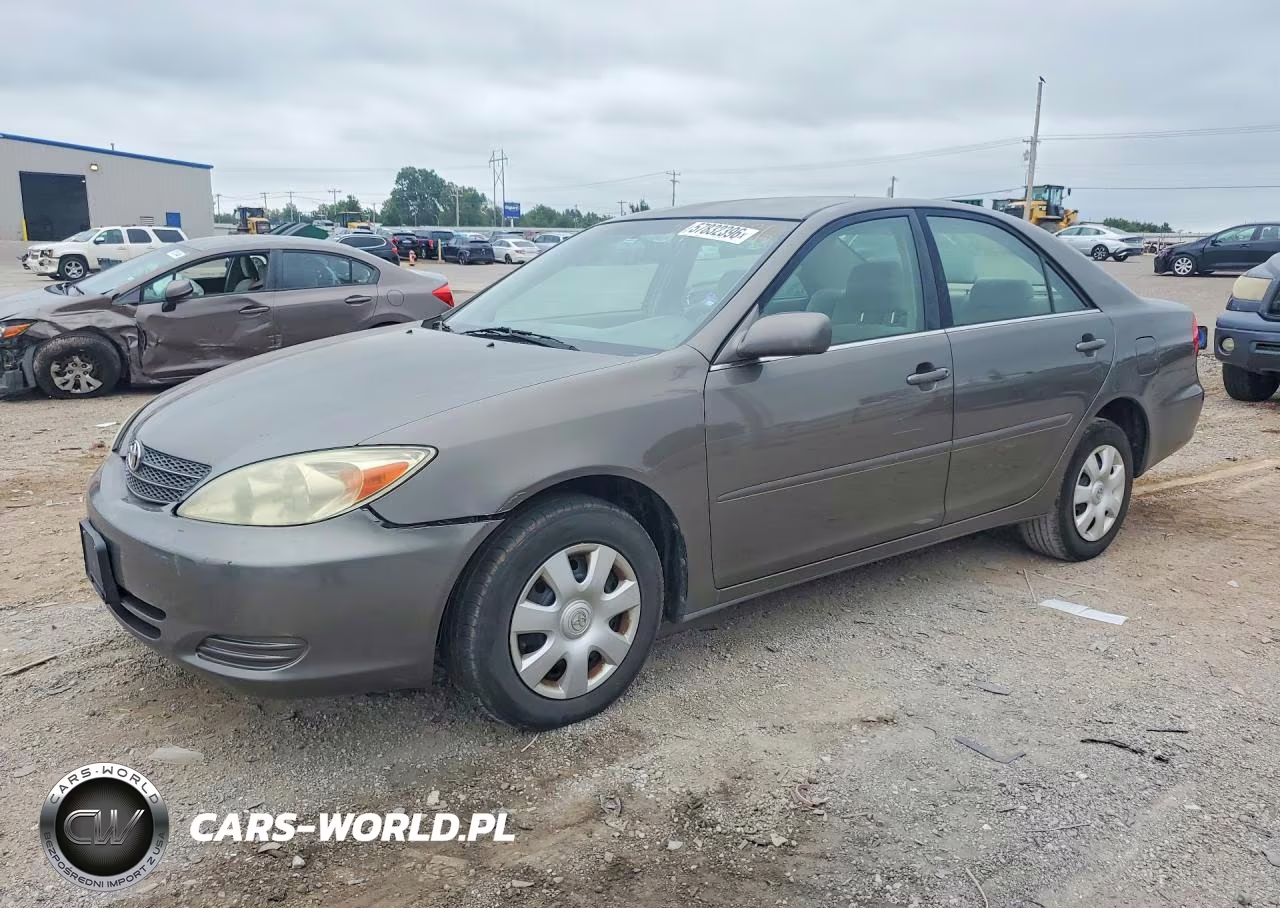 2003 Toyota Camry Le – zdjęcie 1 z 12