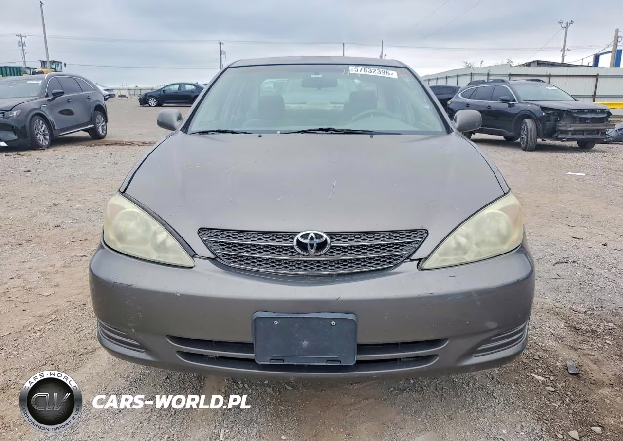 2003 Toyota Camry Le VIN:4T1BE32K13U752261 - 5