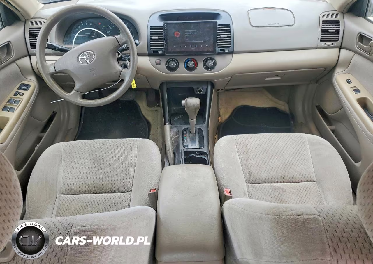 2003 Toyota Camry Le VIN:4T1BE32K13U752261 - 8