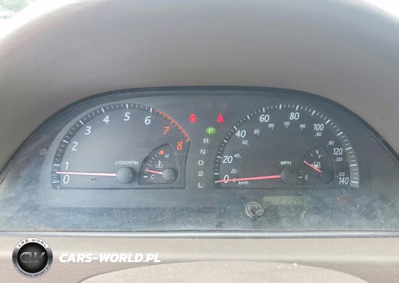 2003 Toyota Camry Le VIN:4T1BE32K13U752261 - 9