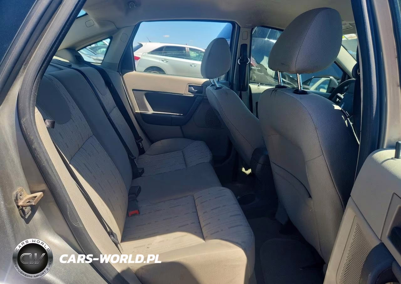 2008 Ford Focus Se VIN:1FAHP35N58W250692 - 10