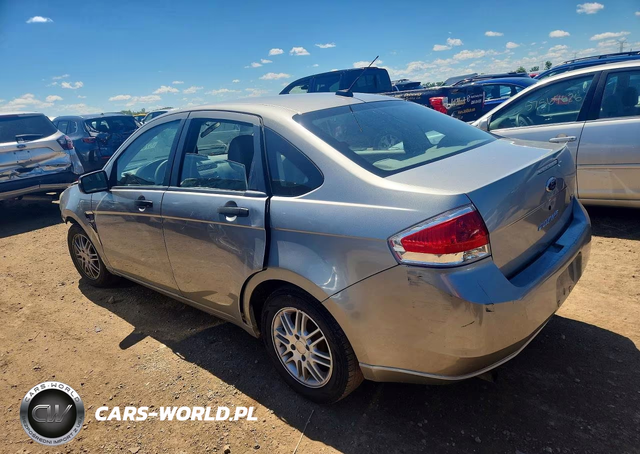 2008 Ford Focus Se VIN:1FAHP35N58W250692 - 2