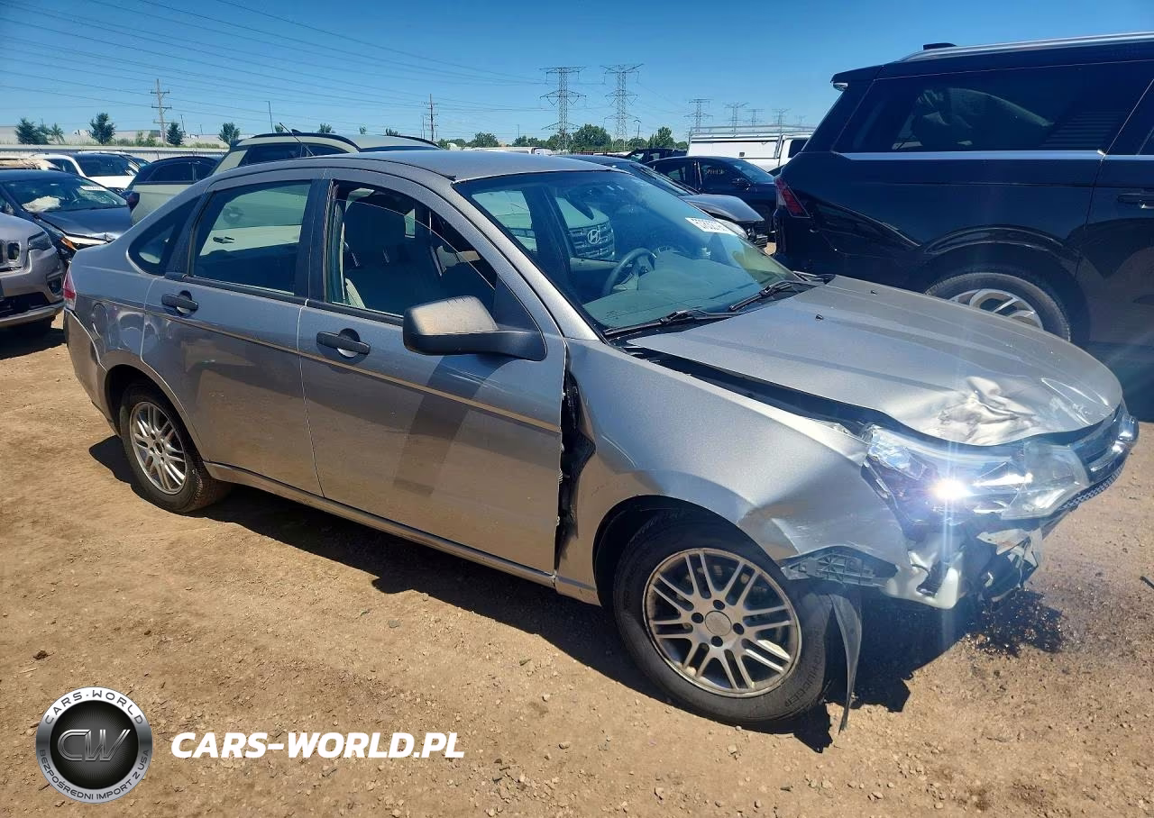 2008 Ford Focus Se VIN:1FAHP35N58W250692 - 4