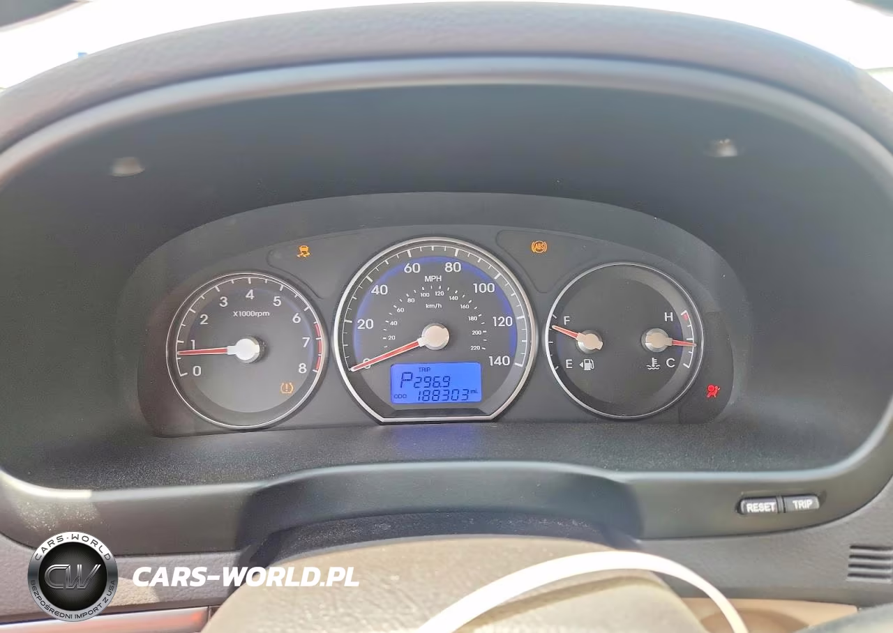 2010 Hyundai Santa Fe Gls VIN:5NMSG3AB7AH386617 - 9