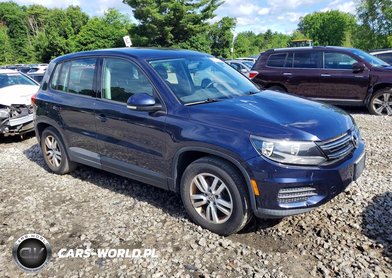 2013 Volkswagen Tiguan VIN:WVGBV3AX2DW072226 - 4