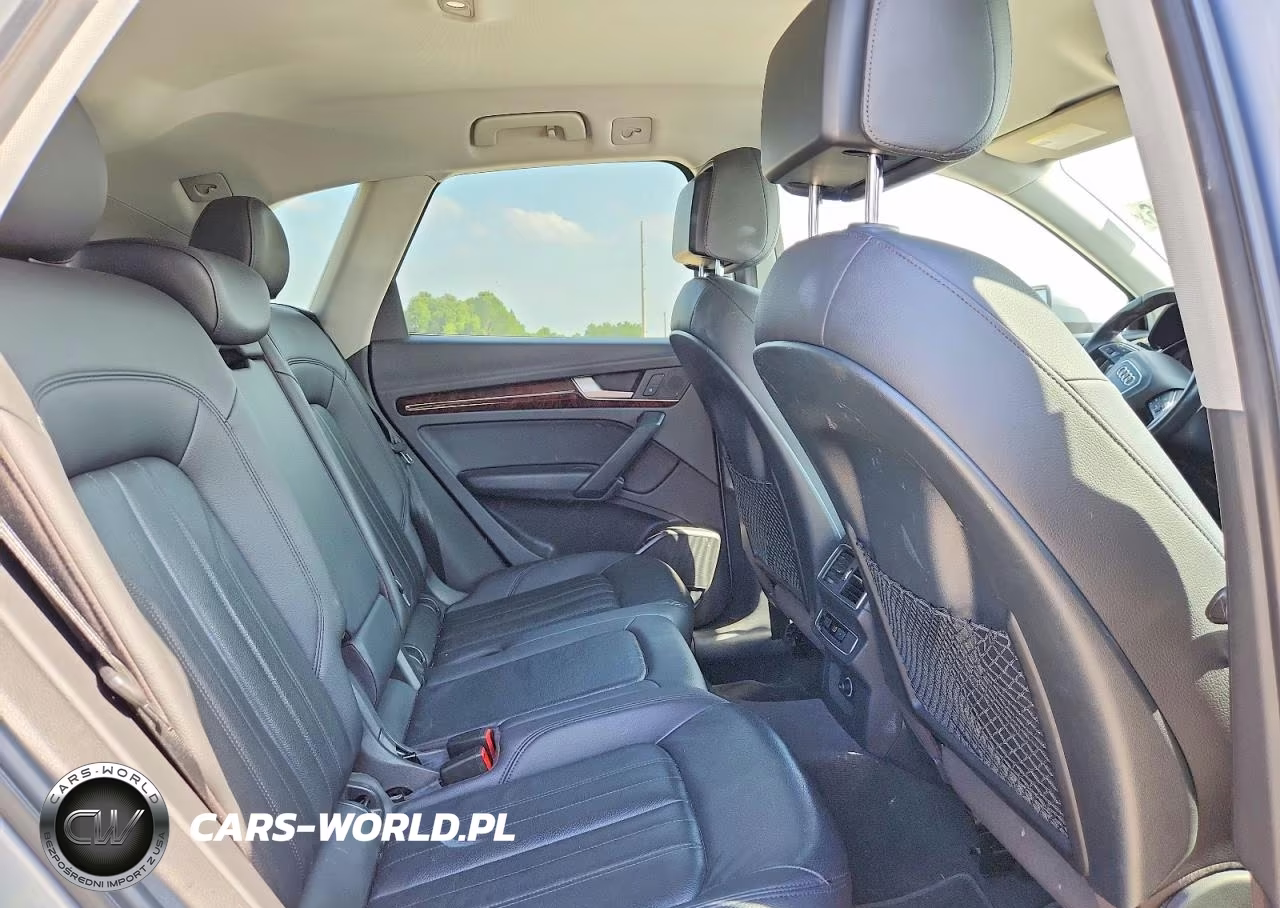 2018 Audi Q5 Premium VIN:WA1ANAFYXJ2083610 - 11