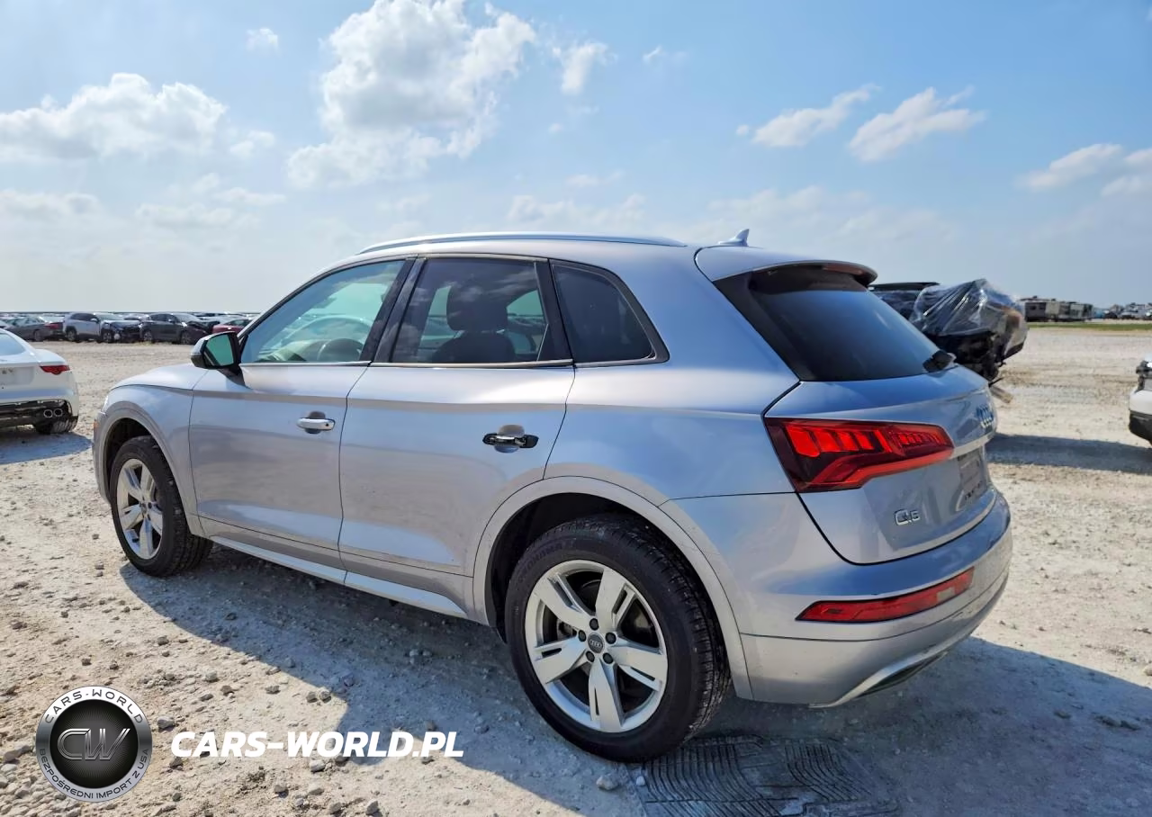 2018 Audi Q5 Premium VIN:WA1ANAFYXJ2083610 - 2