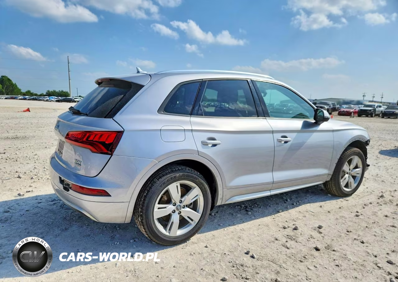 2018 Audi Q5 Premium VIN:WA1ANAFYXJ2083610 - 3