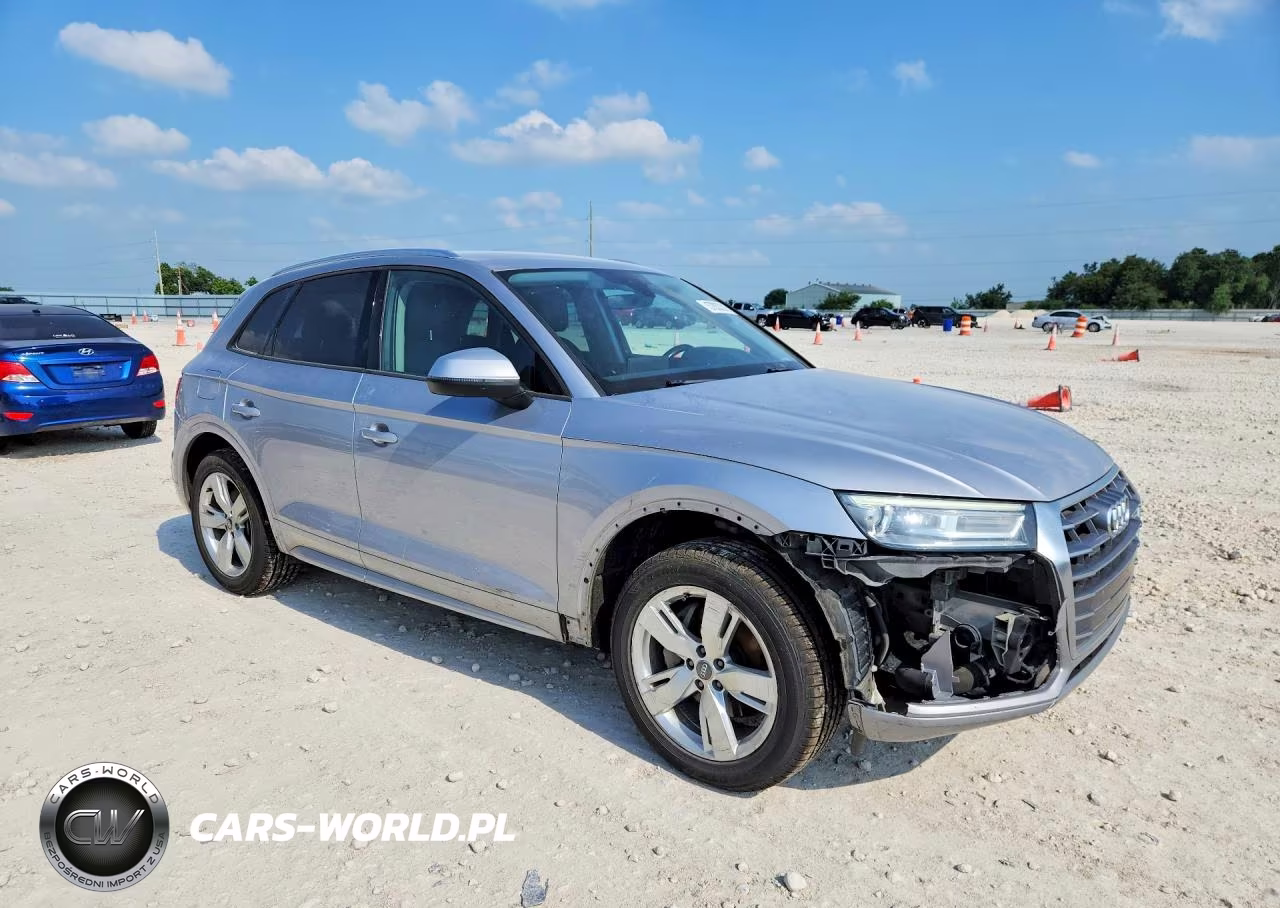 2018 Audi Q5 Premium VIN:WA1ANAFYXJ2083610 - 4